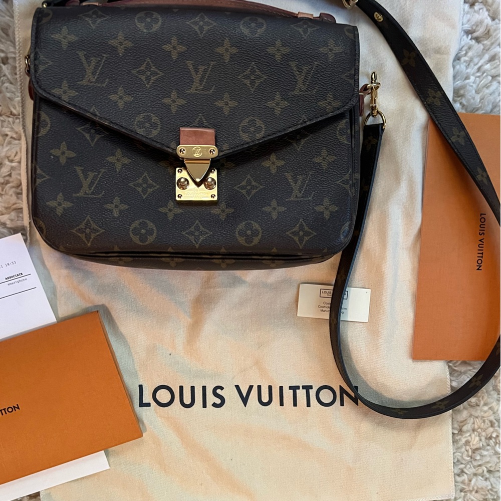 Pochette Métis Louis Vuitton Bag